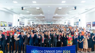 Ngày hội việc làm “HUTECH Career Day 2024” với hơn 5.200 đầu việc hấp dẫn cho sinh viên và hơn 75 doanh nghiệp tham gia